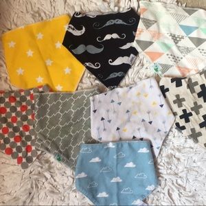 8 Gender neutral baby bibs/bandanas